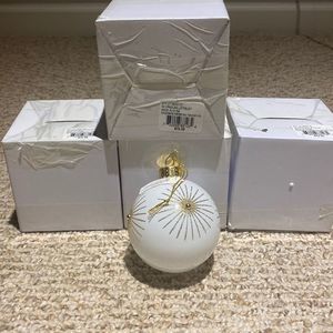 NWT. Holiday Lane by Macys Gold Ball Ornament
